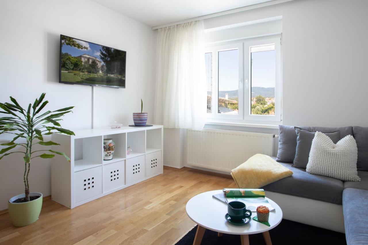 זאגרב Spacious 2Bdr Apartment With A Cute Balcony מראה חיצוני תמונה